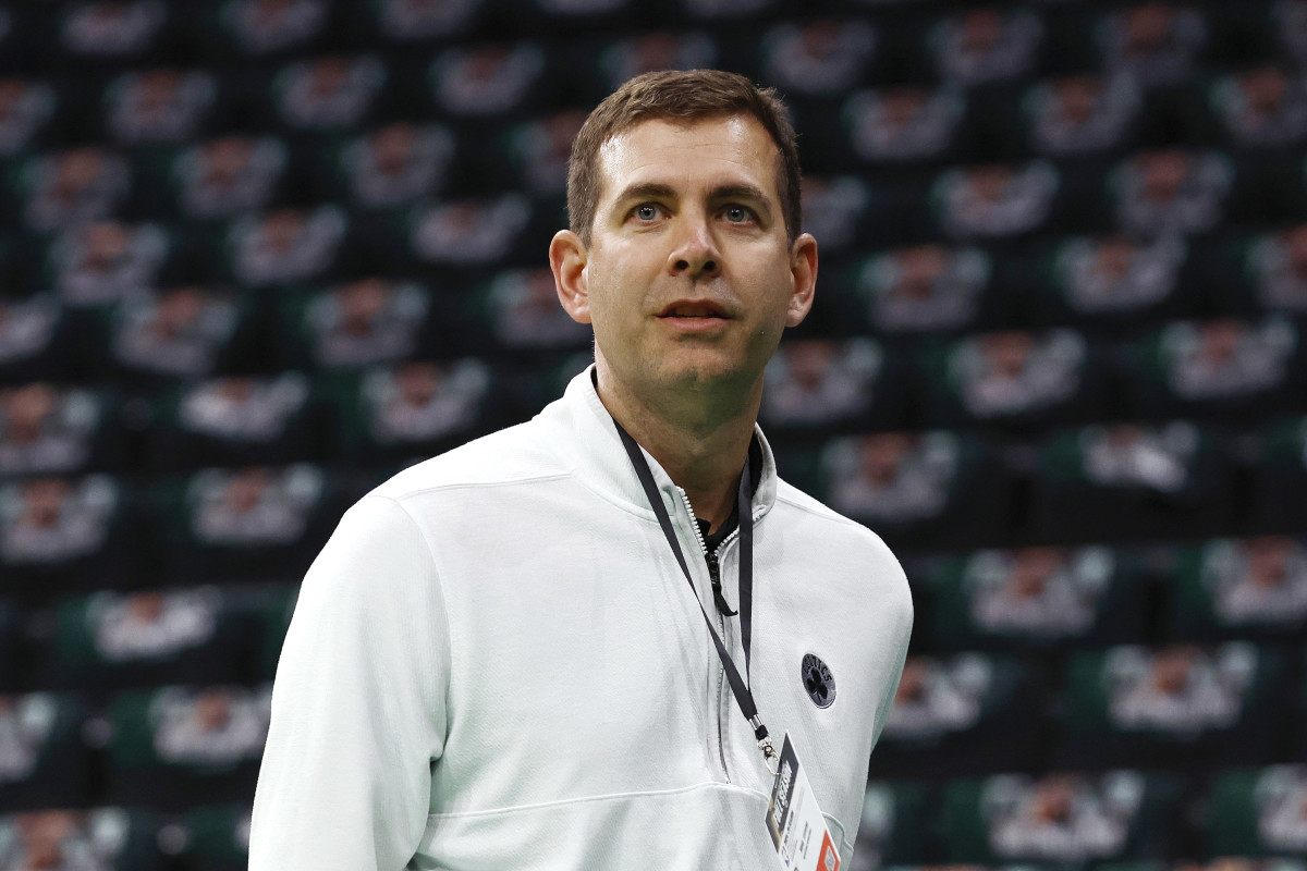 Blockbuster Three-Team NBA Trade Idea Lands Celtics Three New Players - Athlon Sports