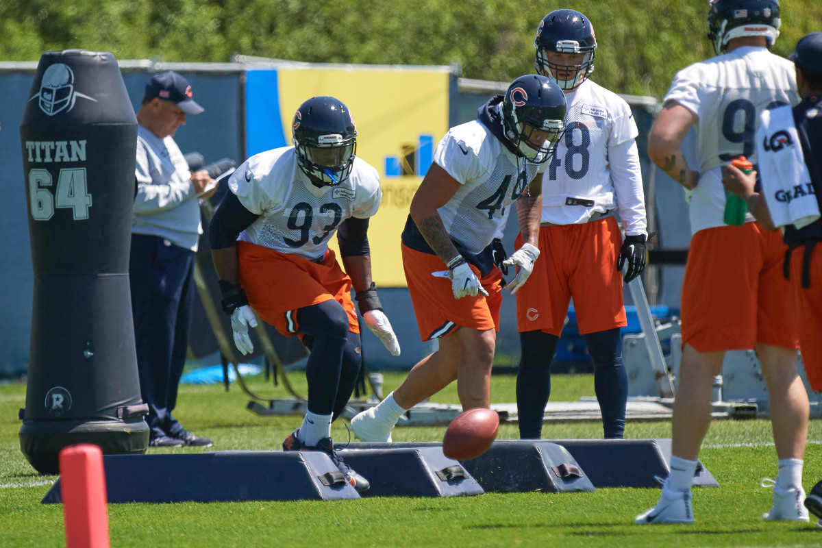 Key Defensive Starter Returns from Injury to Spark Bears Unit - Athlon Sports