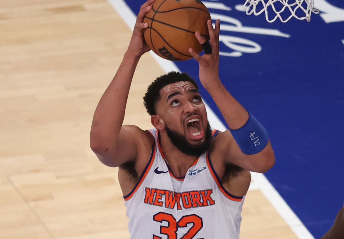 Proposed Trade Sees Knicks Send Karl-Anthony Towns to Bulls in 3-Team Deal With Hawks - Athlon Sports