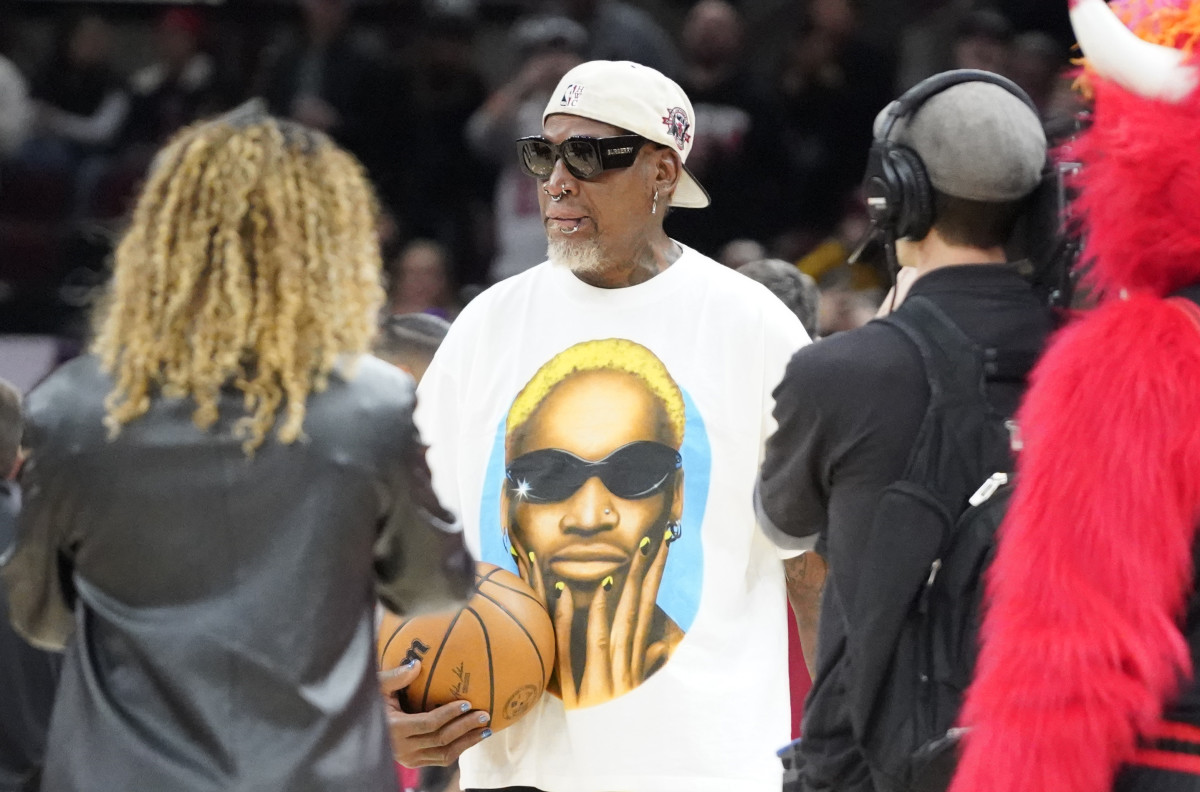 Detroit Pistons' 'Bad Boys' Legends Rodman, Laimbeer Reunite at Saturday Event - Athlon Sports