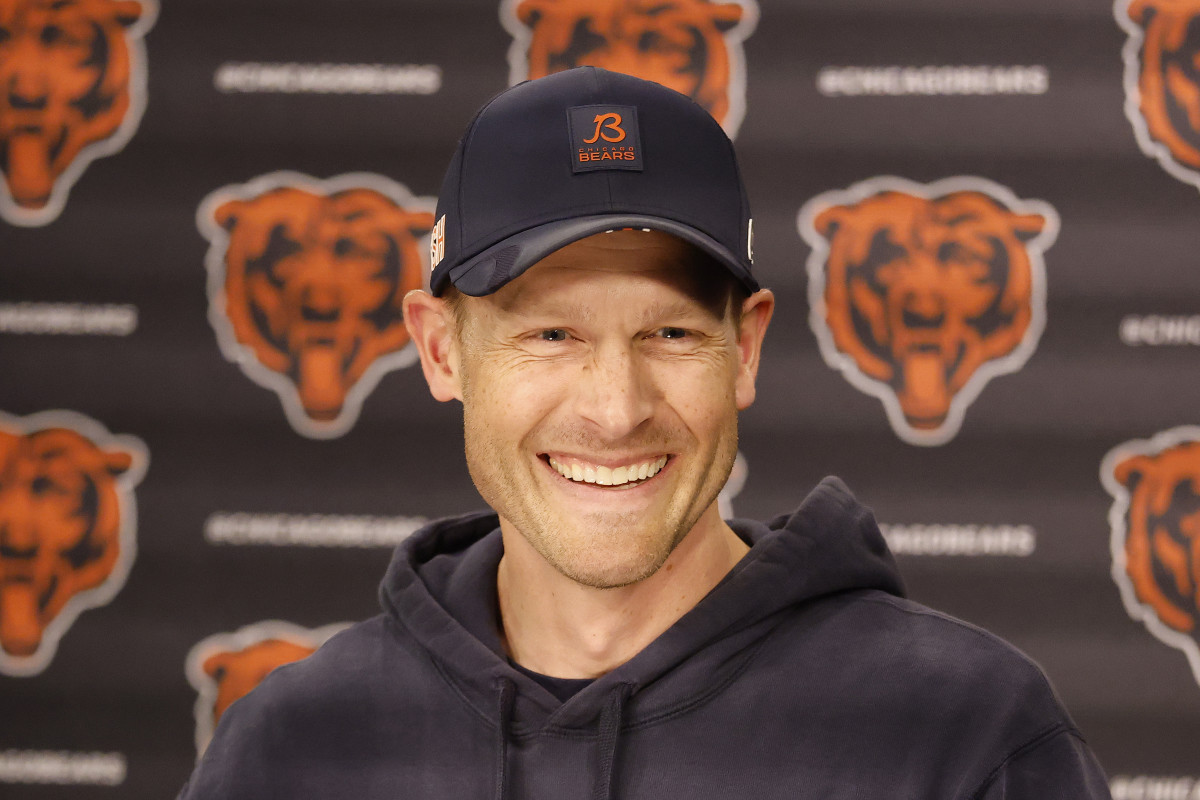 Undrafted TE Could Be the Bears’ Hidden Gem - Athlon Sports