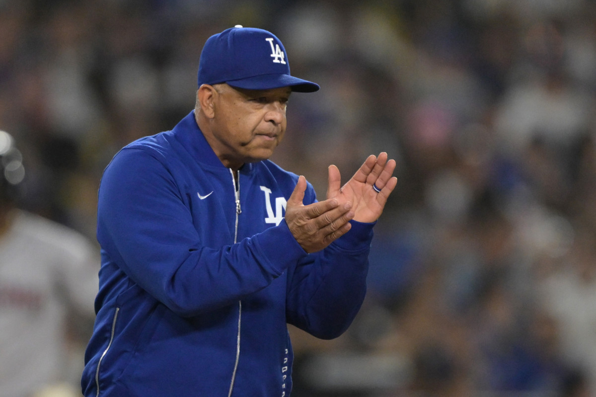 Dodgers&#39; Dave Roberts Responds to Manny Machado Incident During Padres Series