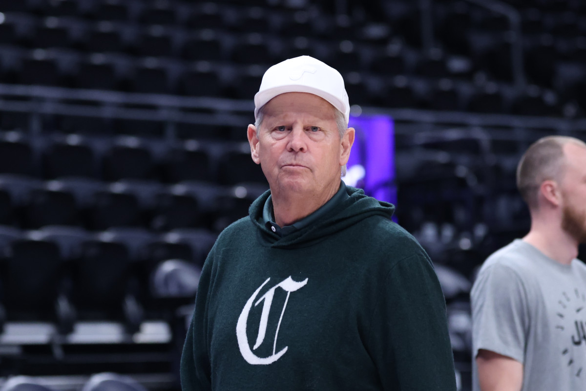 Danny Ainge Poaches Familiar Name From Celtics - Athlon Sports