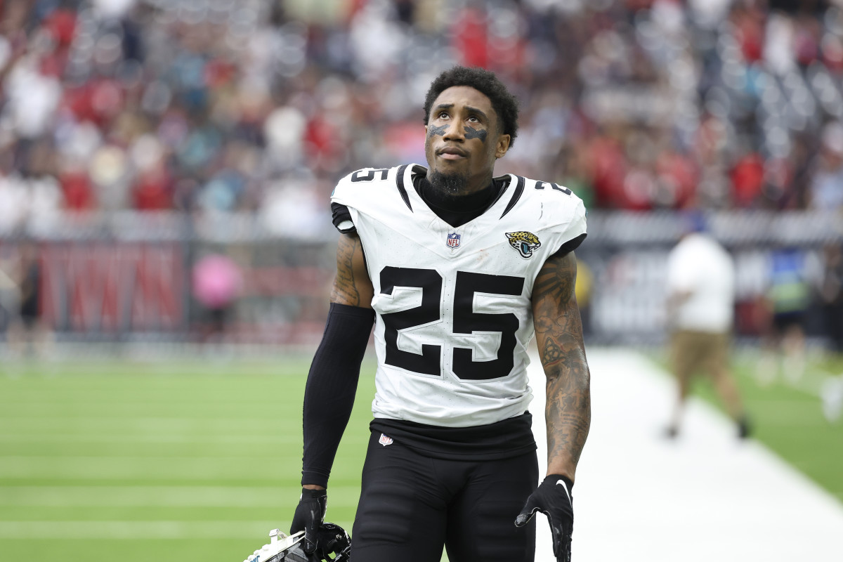 Super Bowl Champion DB Retires From NFL After Two Months With New Team - Athlon Sports
