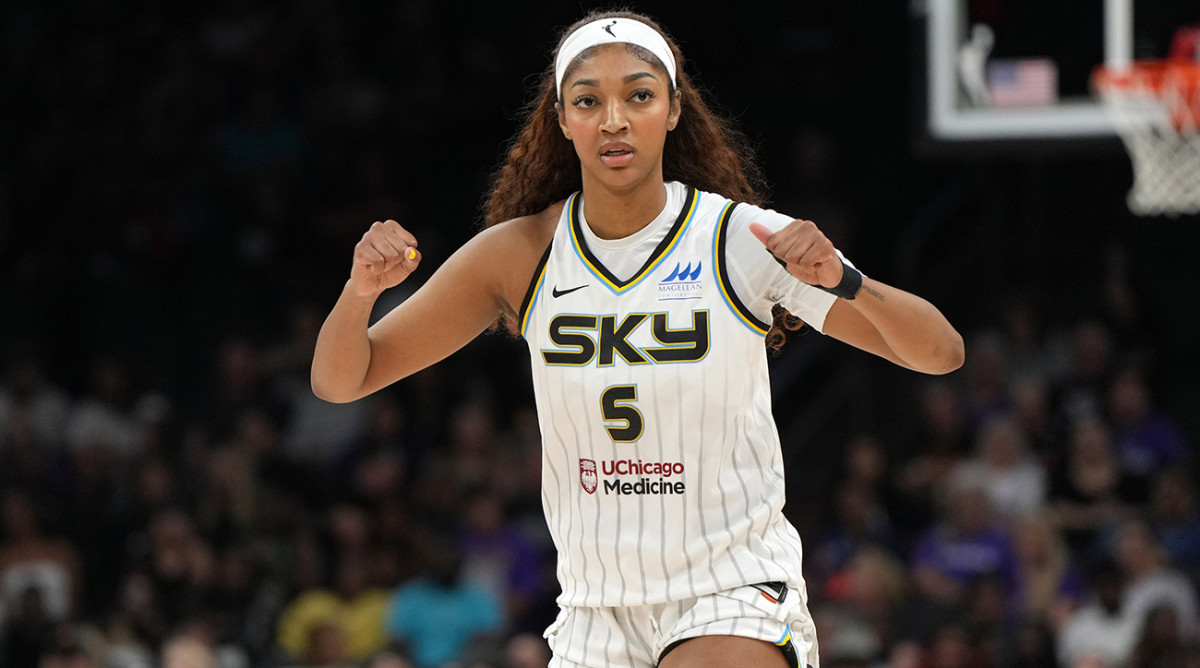 Angel Reese: Examining Flaws in the Chicago Sky Star's Shooting Form -  Athlon Sports