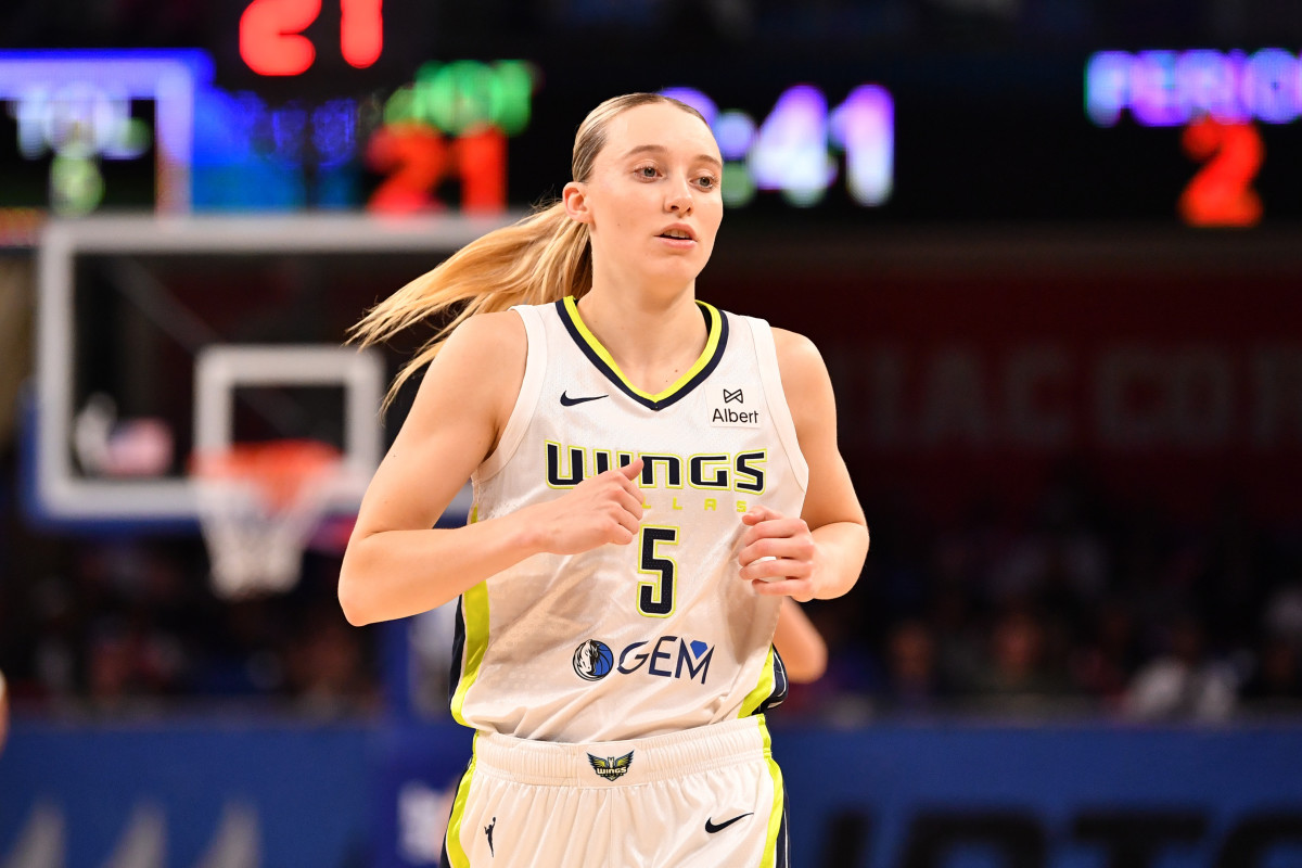 Paige Bueckers Makes WNBA History In Caitlin Clark S Shadow Athlon Sports Usatsi 26322054 
