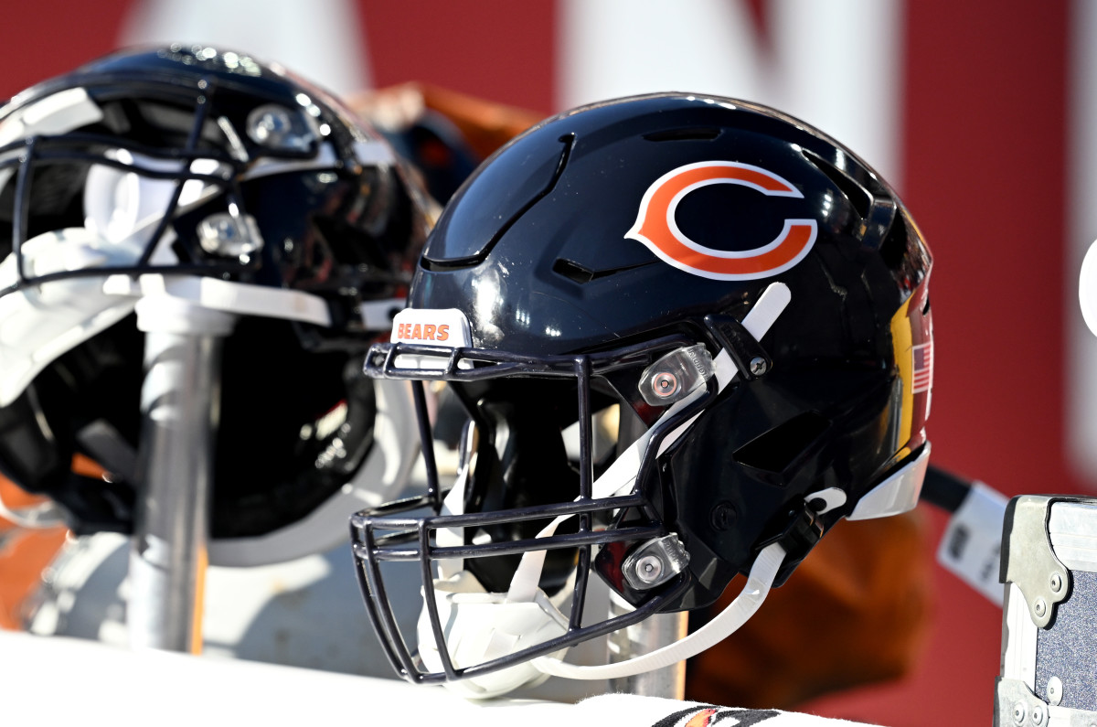 Chicago Bears logo on a helmet