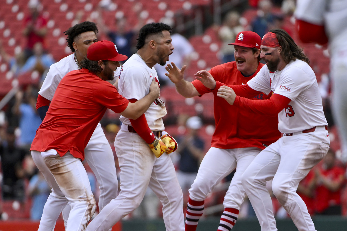 Benches Clear in Cubs' Win Over Cardinals After Heated Exchange - Athlon Sports