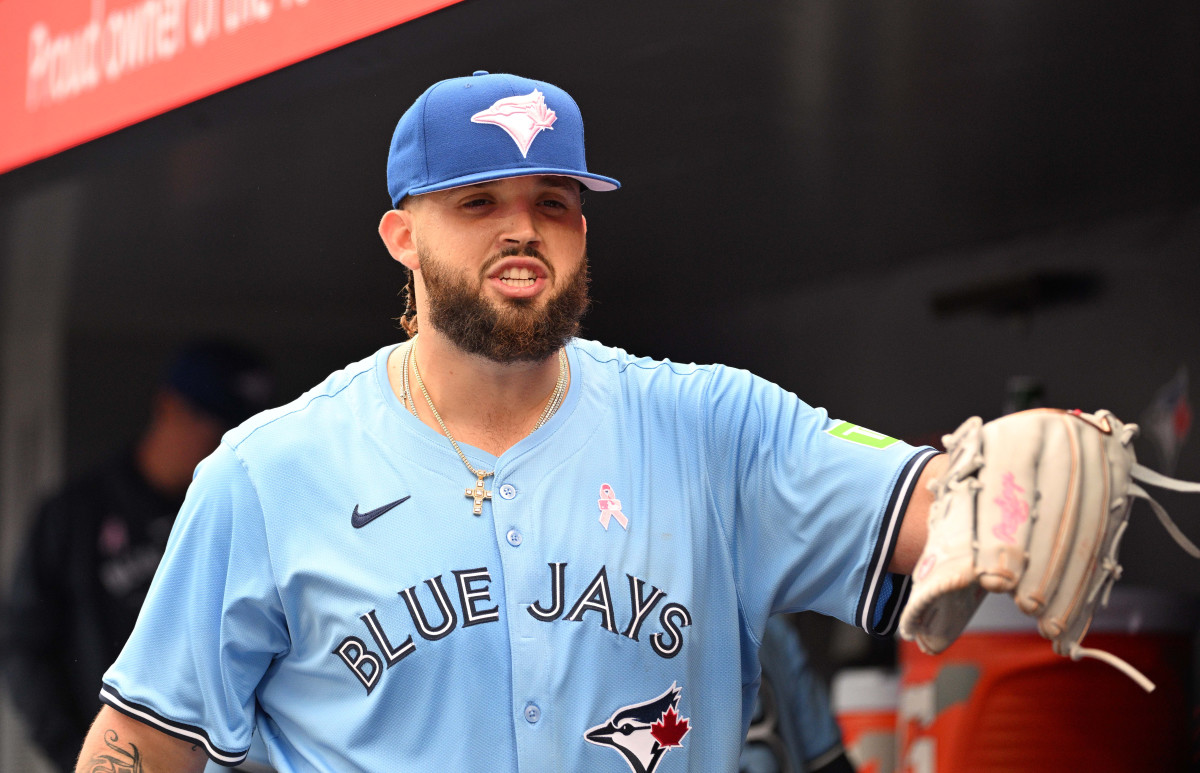 Blue Jays Drop Sudden Alek Manoah News on Friday - Athlon Sports