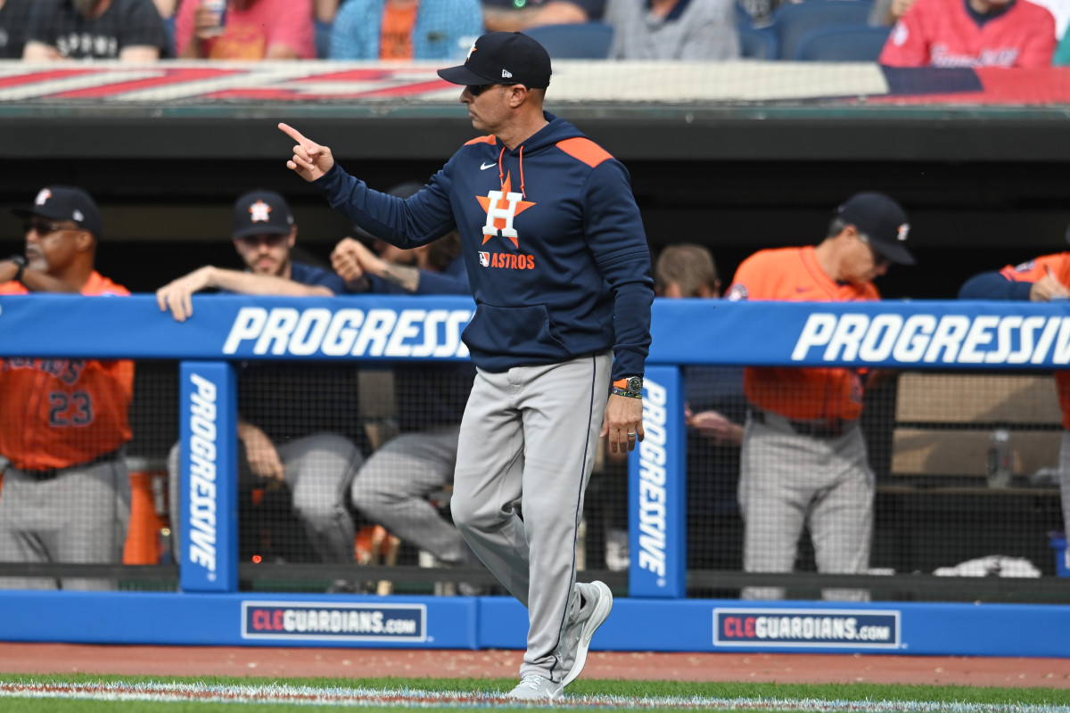 Houston Astros Make Pair of Roster Moves on Sunday