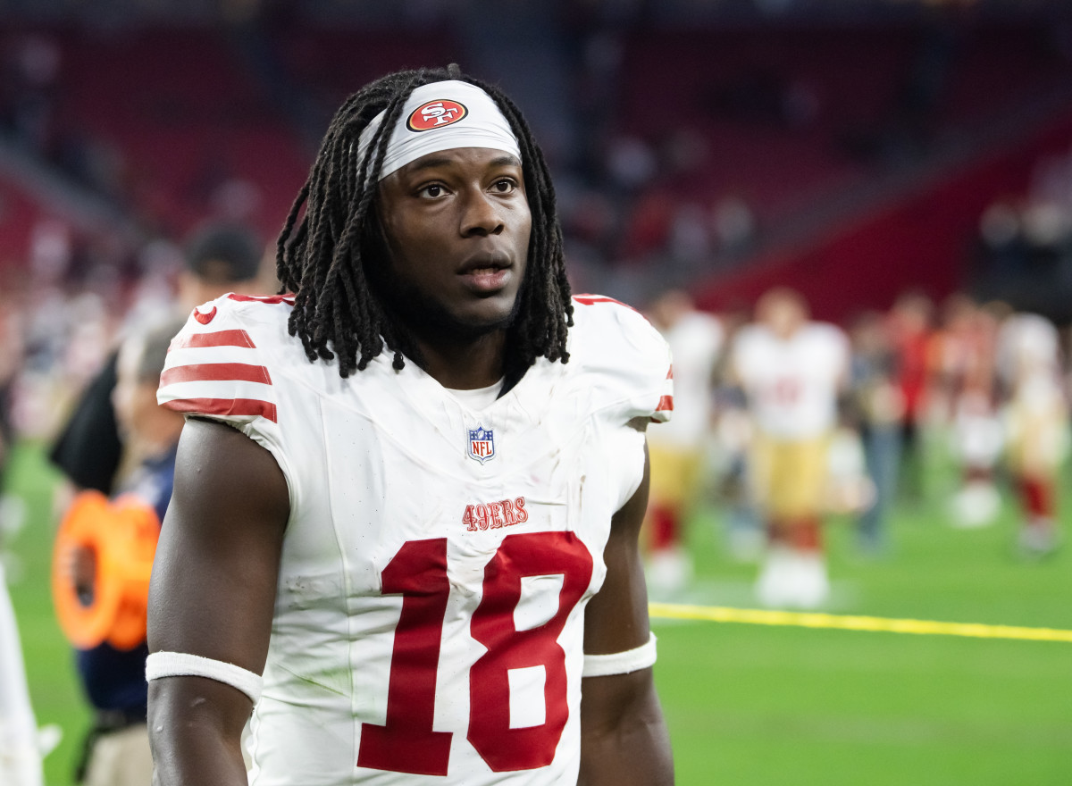 NFL Playmaker Retires at 32-Years-Old to Go Back to College - Athlon Sports