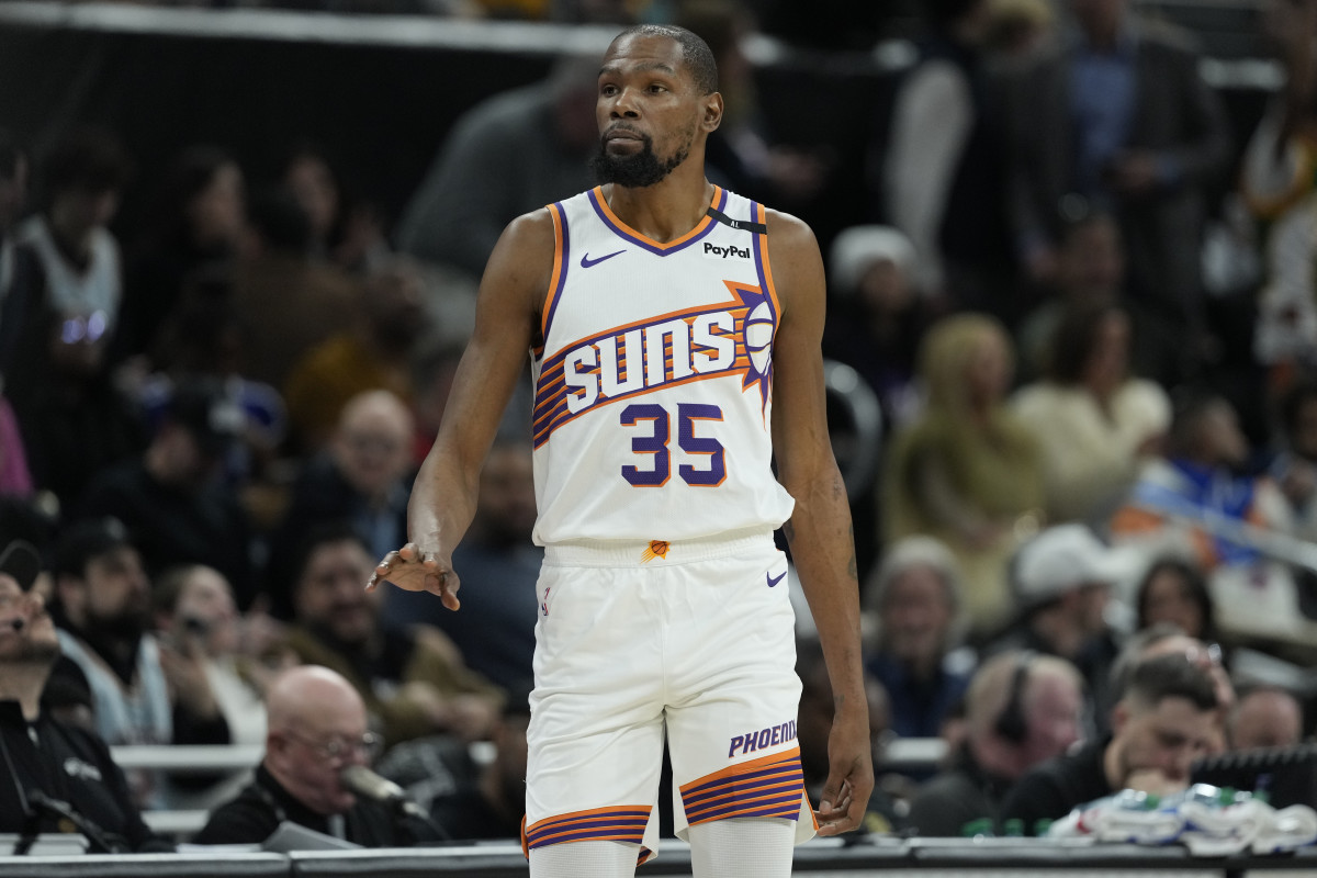 Kevin Durant to Timberwolves Trade Would Include This Key Player - Athlon Sports