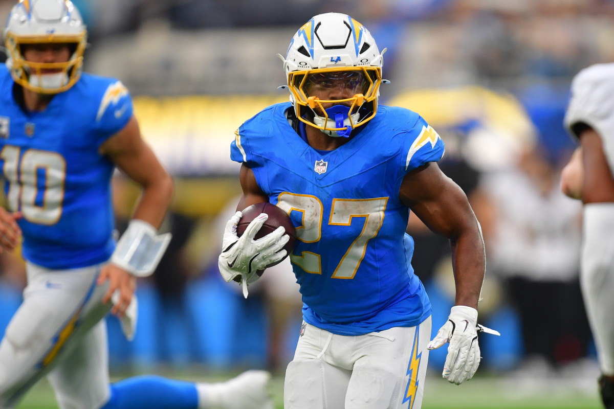 JK Dobbins Has Strong Warning for Chargers After Joining AFC West Rival - Athlon Sports