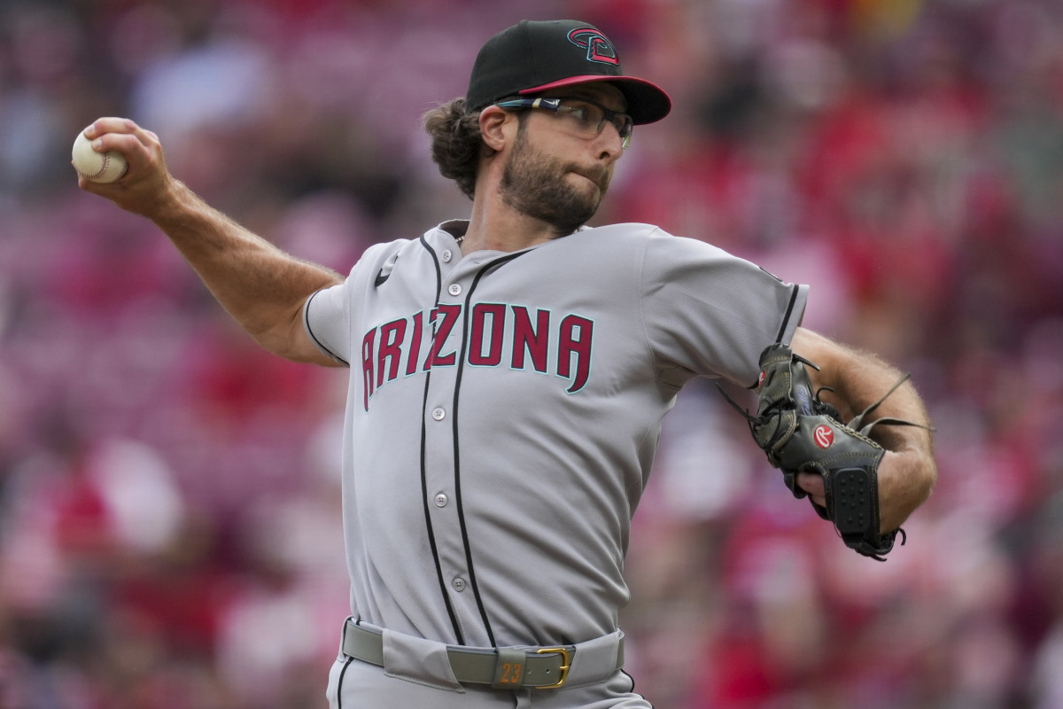 Blue Jays Trade Pitch Lands Former 17-Game Winner From Diamondbacks - Athlon Sports