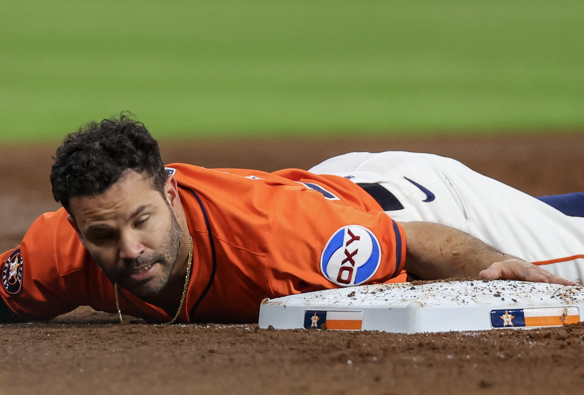 MLB Makes Jose Altuve Announcement Before Astros-Phillies Series - Athlon Sports
