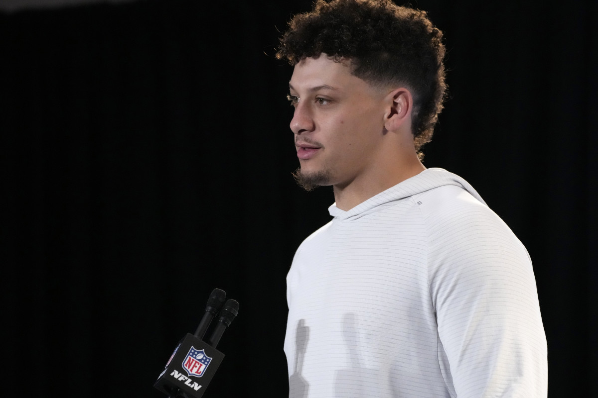 Kansas City Chiefs quarterback Patrick Mahomes (15)