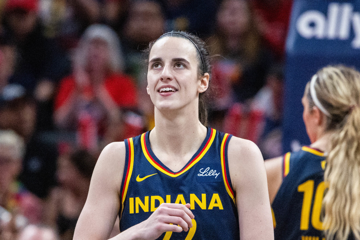 Indiana Fever guard Caitlin Clark (22).