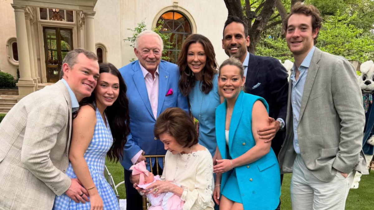 Jerry Jones Now A Grandparent
