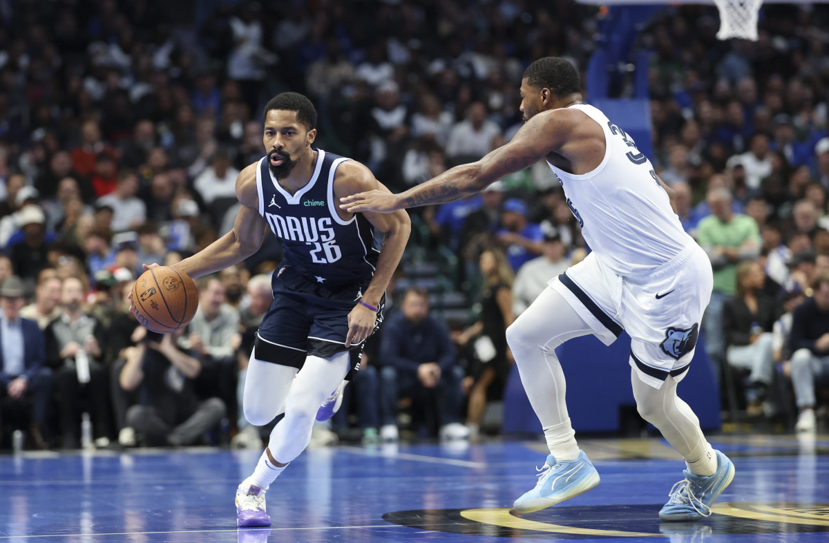 Hornets Sign Spencer Dinwiddie to Join Crowded Backcourt - Athlon Sports