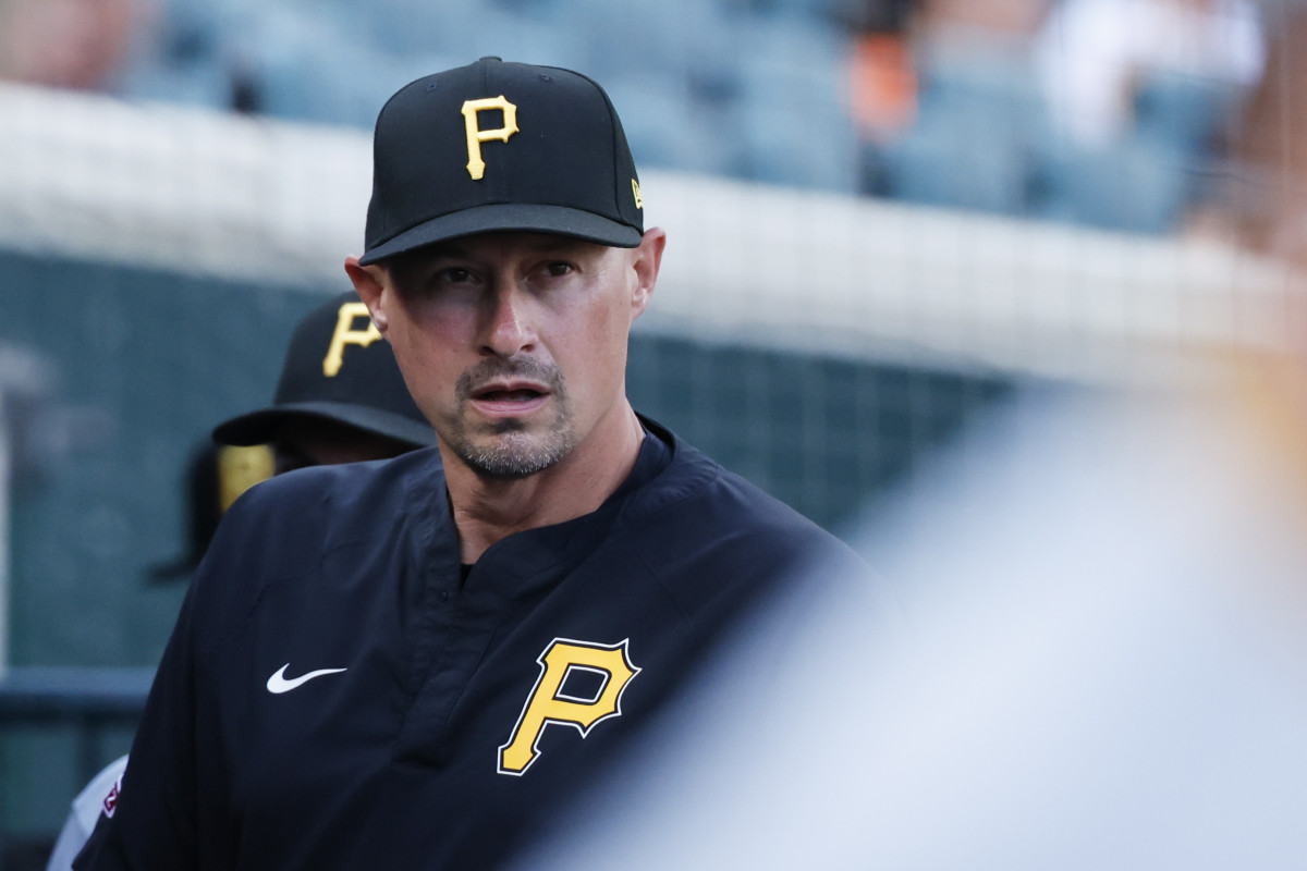 Tigers Pay Tribute to Pirates Manager, Fan Favorite Don Kelly Tuesday - Athlon Sports