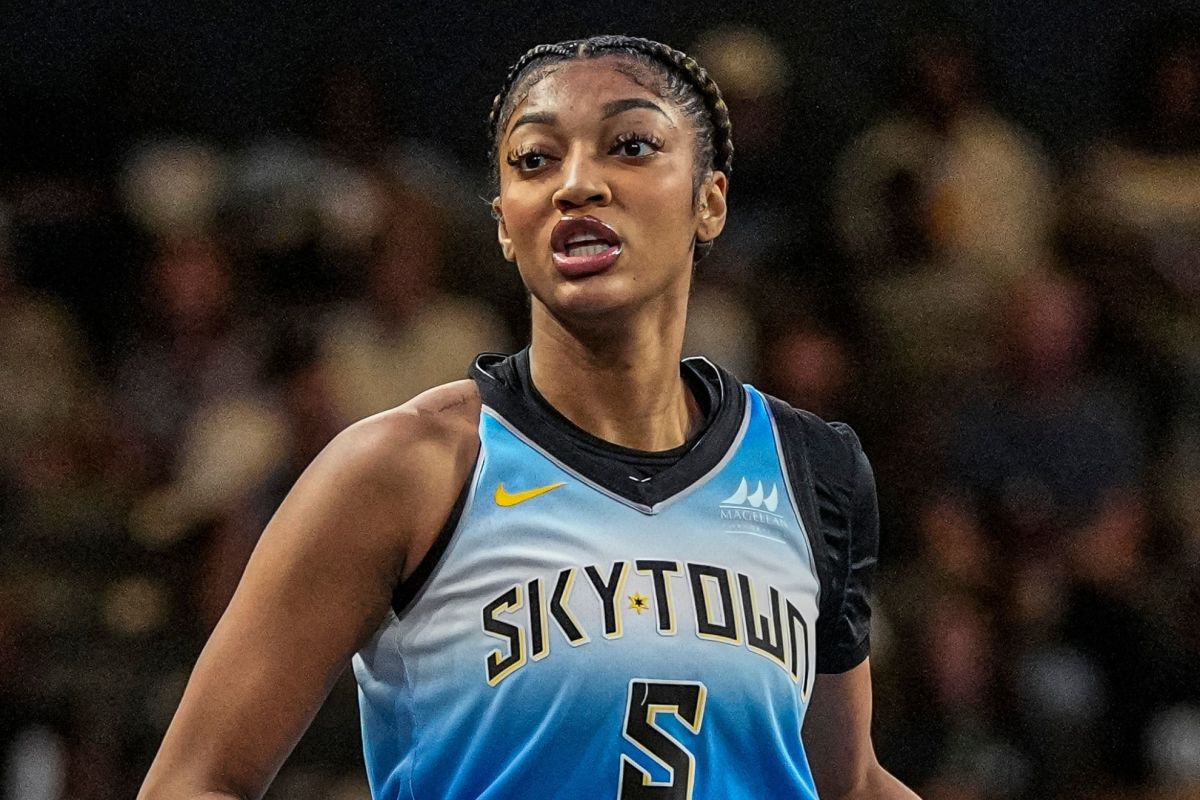 Chicago Sky forward Angel Reese (5). 