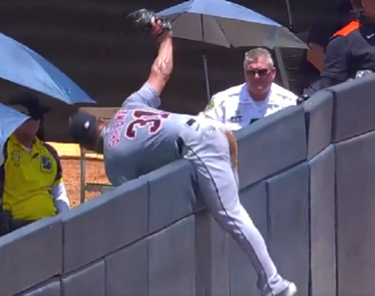 Riley Greene Makes 'Totally Ridiculous' Leaping Catch Over Bullpen in Tigers' Game vs. Rays - Athlon Sports