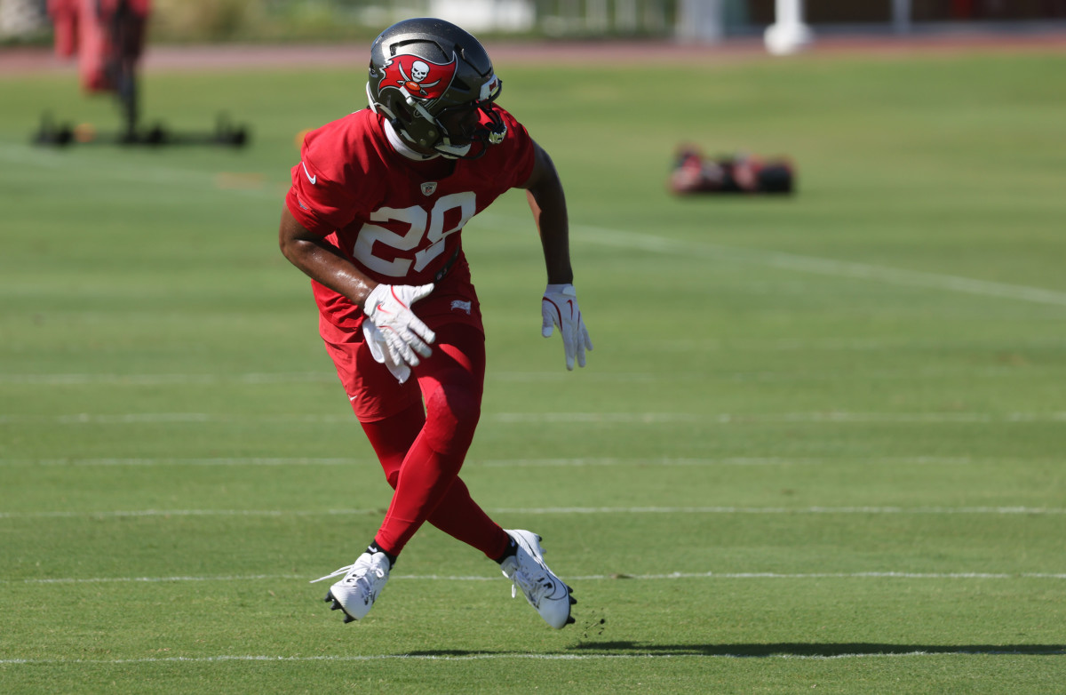 Buccaneers Issue Four-Word Reaction to Shilo Sanders\' Mike Evans Admission