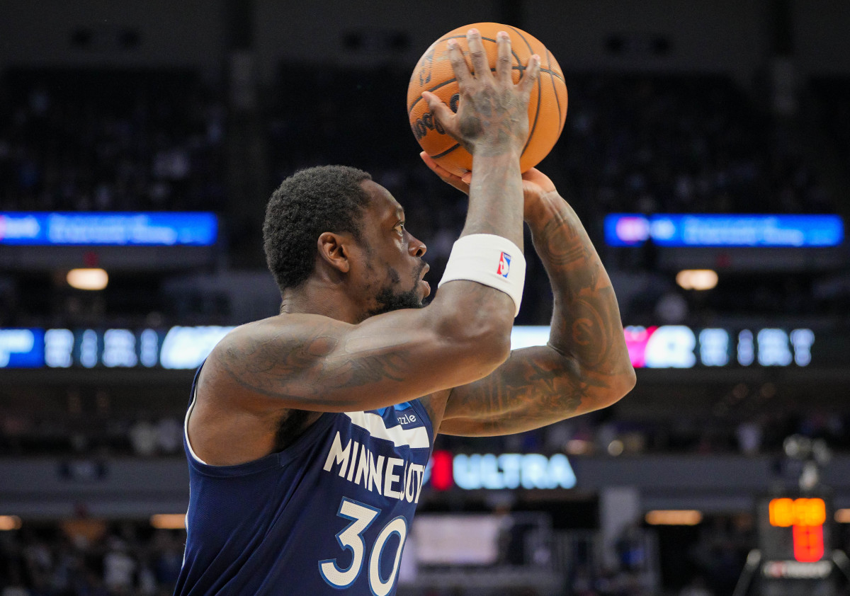 Julius Randle Is Next In Line For A Contract Extension With The Timberwolves - Athlon Sports