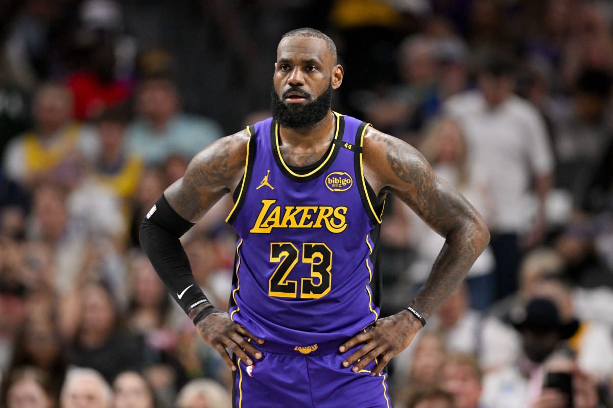 Knicks Insider Drops Bomb on LeBron James Trade Rumors - Athlon Sports