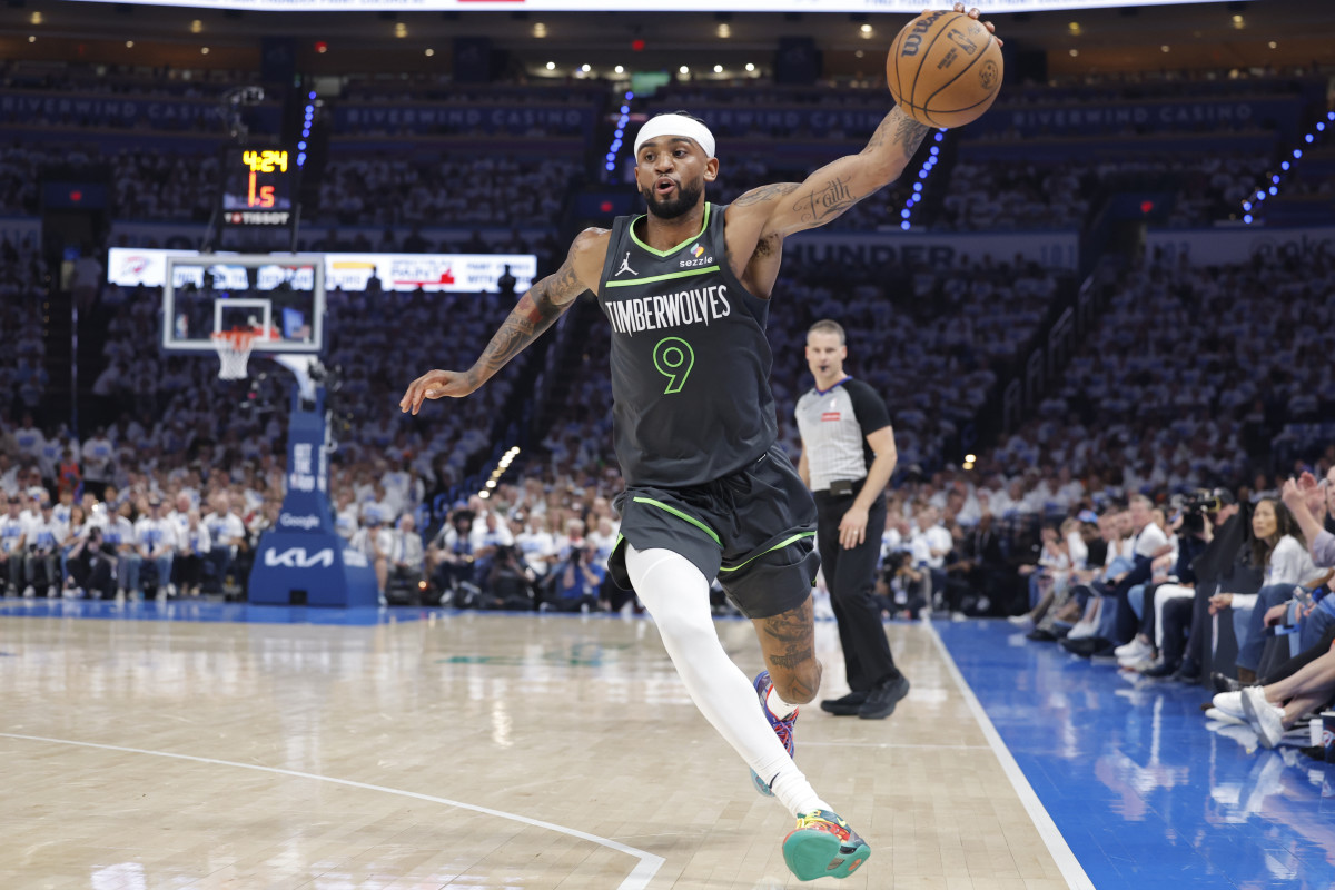 Nickeil Alexander-Walker Leaving Timberwolves for Hawks Sparks Fan Reaction - Athlon Sports