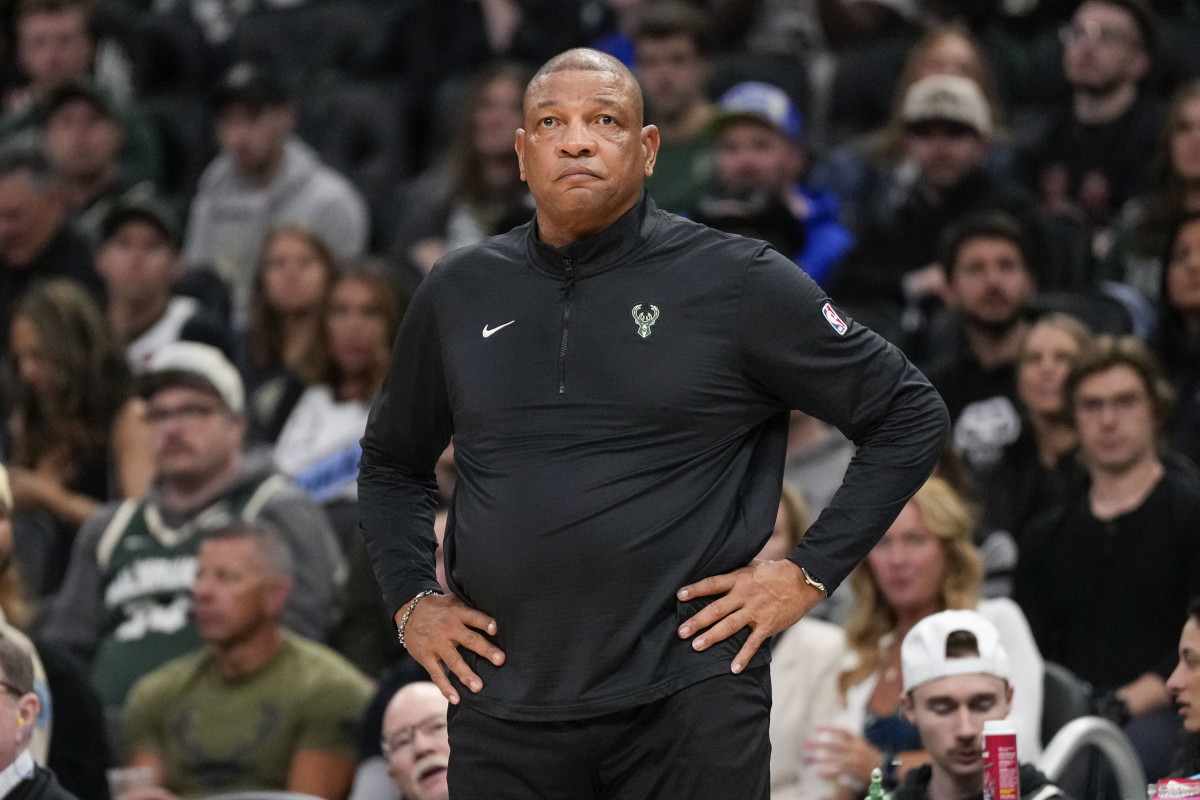 Bucks Linked to 12-Time All-Star as Damian Lillard's Replacement - Athlon Sports