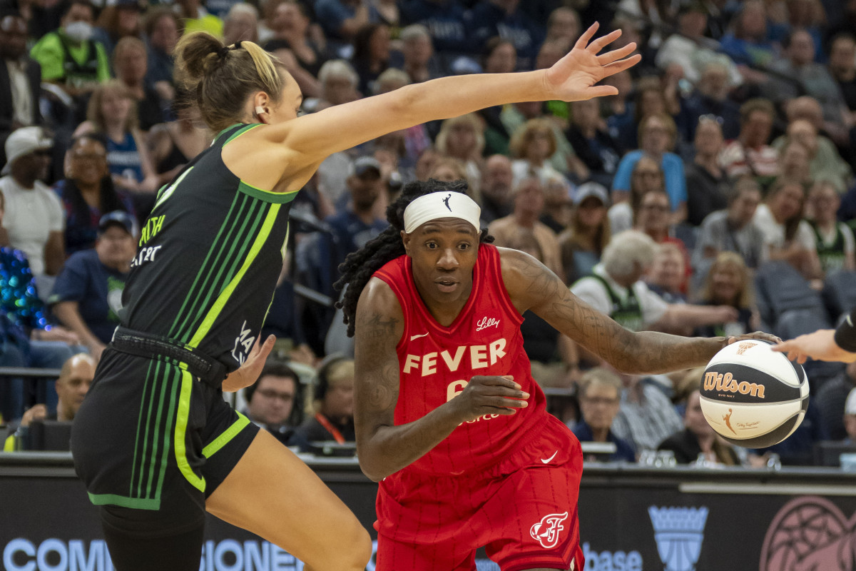 Indiana Fever forward Natasha Howard (6).