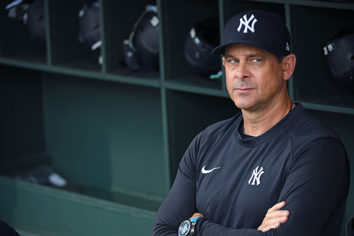 As Yankees Fans Call for His Job, Aaron Boone Admits His Mistake - Athlon Sports