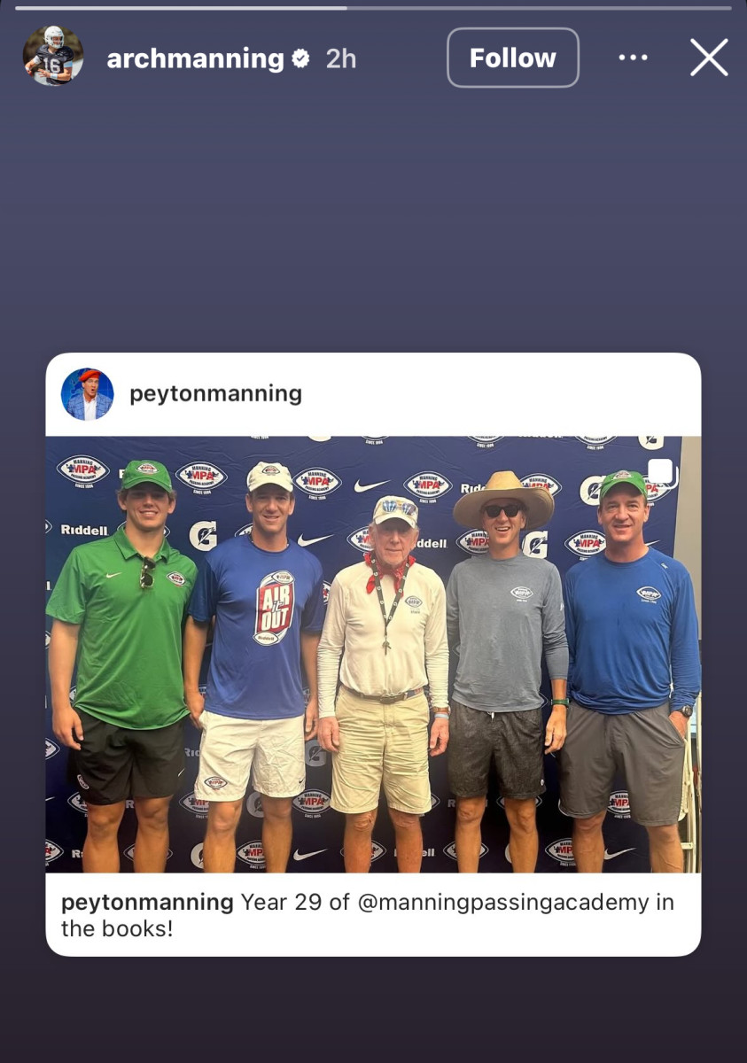 Arch Manning shares a picture of himself and his family at the Manning Passing Academy.