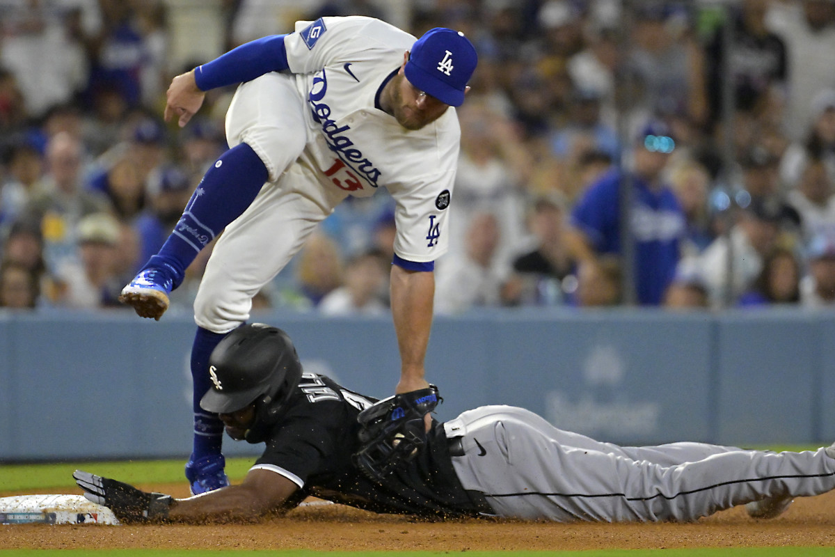 Dodgers' Max Muncy Shares Positive News Amid Injury Scare - Athlon Sports