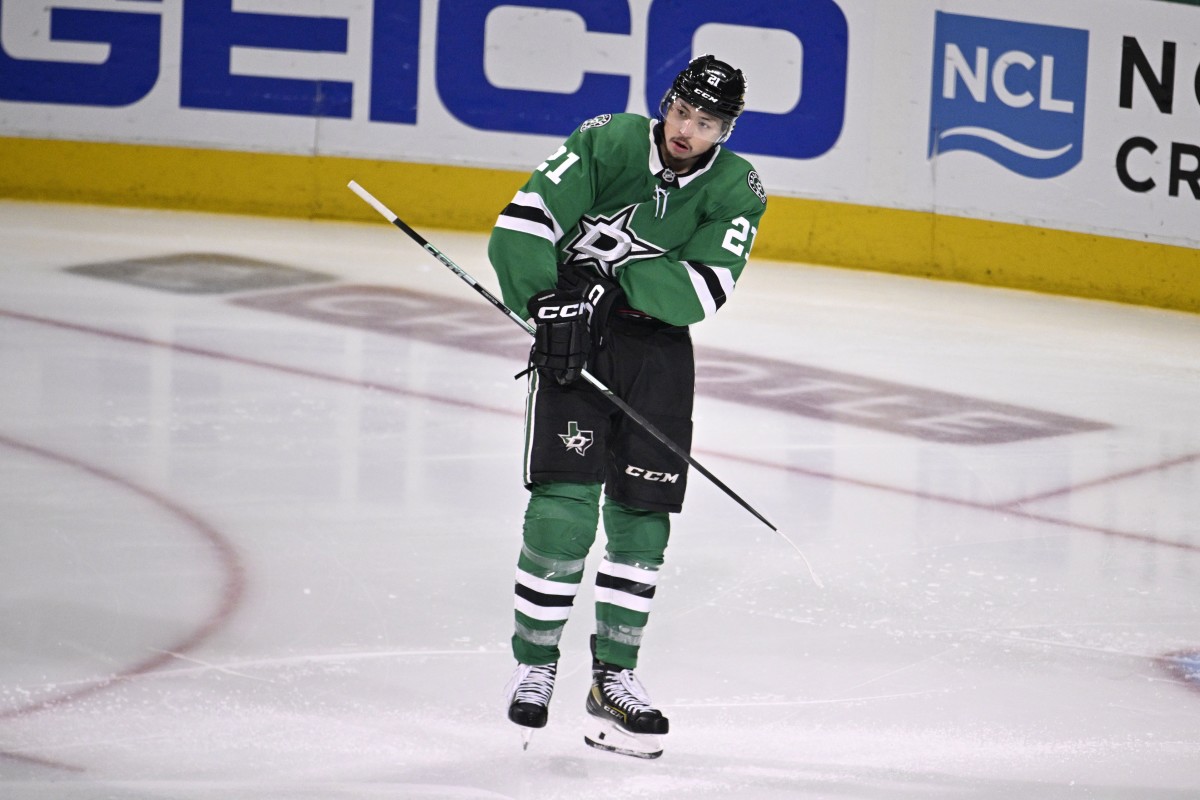 NHL Insider Reveals Big Update on Stars' Jason Robertson Situation - Athlon Sports