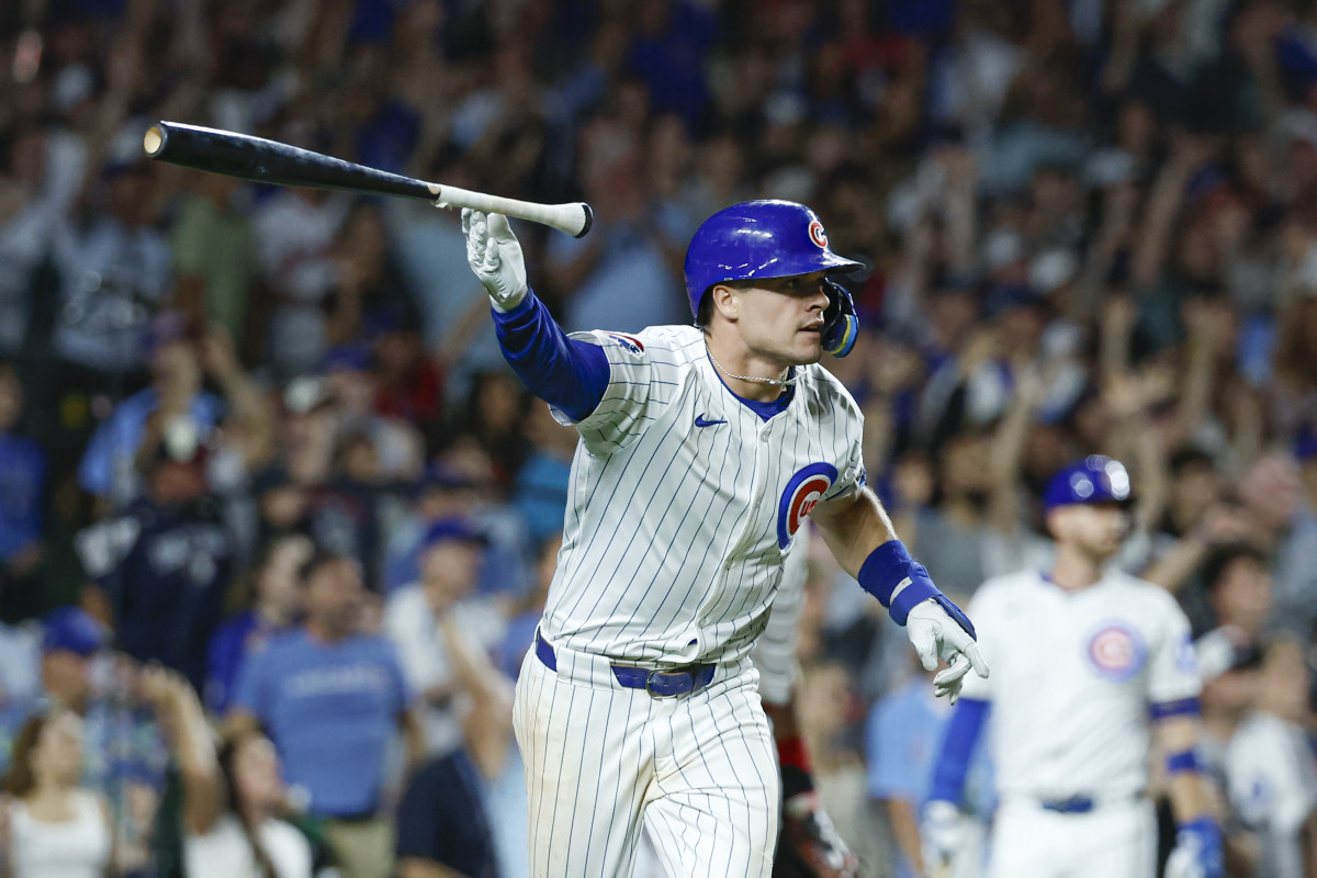 Cubs Expressing Interest in Gold Glove Matt Shaw Replacement - Athlon Sports