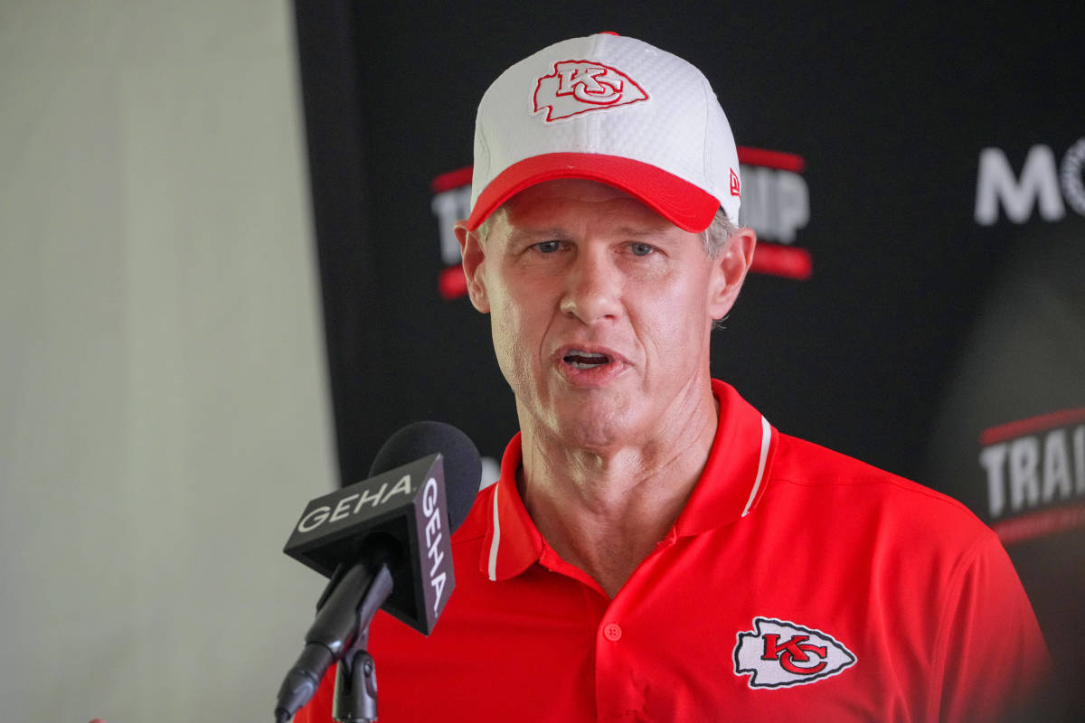 Condolences Pouring In for Chiefs Owners' Family Amid Texas Flood - Athlon Sports