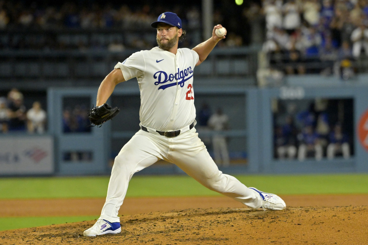 Los Angeles Dodgers starting pitcher Clayton Kershaw (22) throws the pitch for his 3000th strikeout during the fifth inning against the Chicago White Sox at Dodger Stadium.