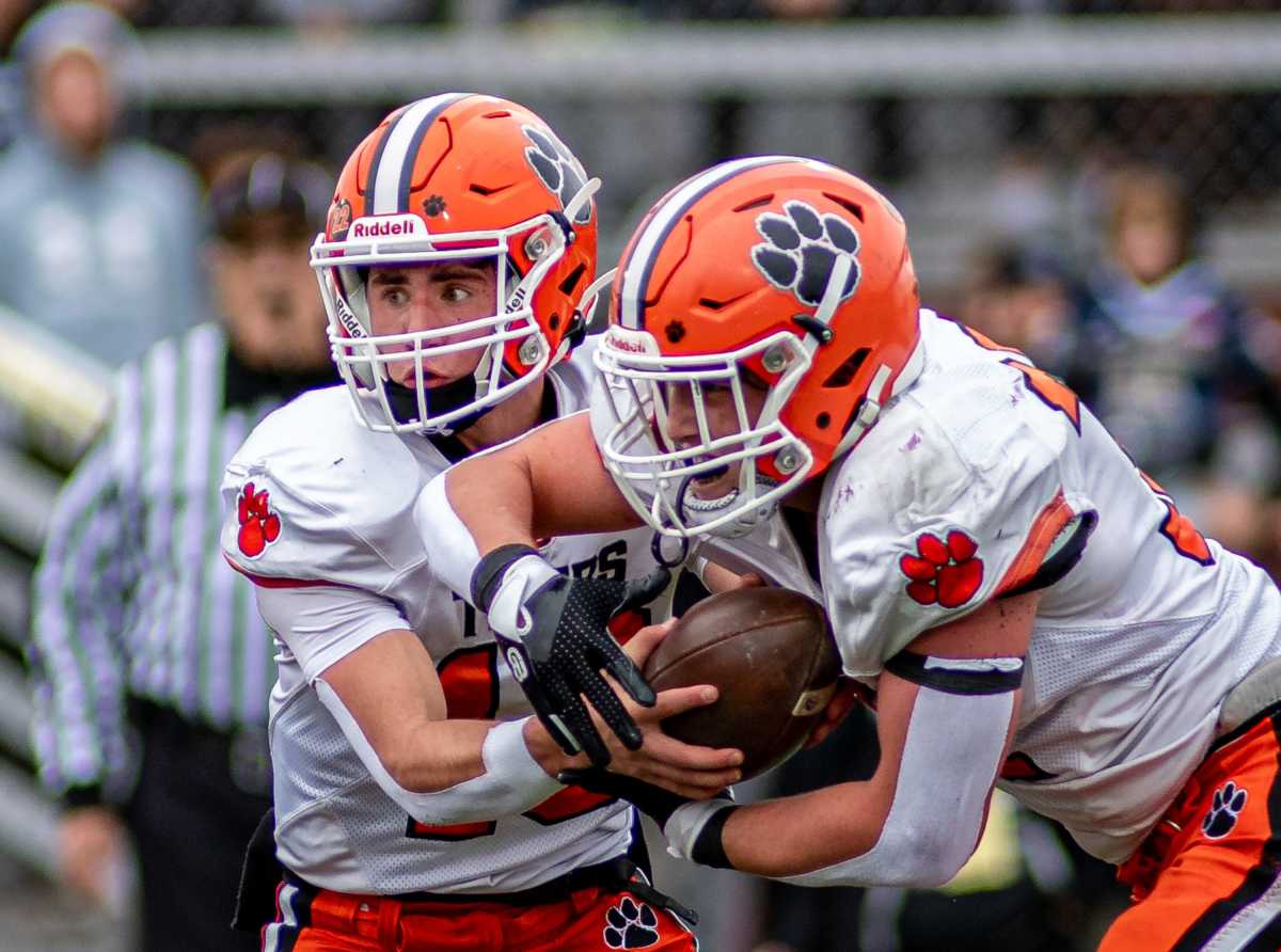 Son of Former Philadelphia Eagles, Iowa Football Standout Announces Big News - Athlon Sports