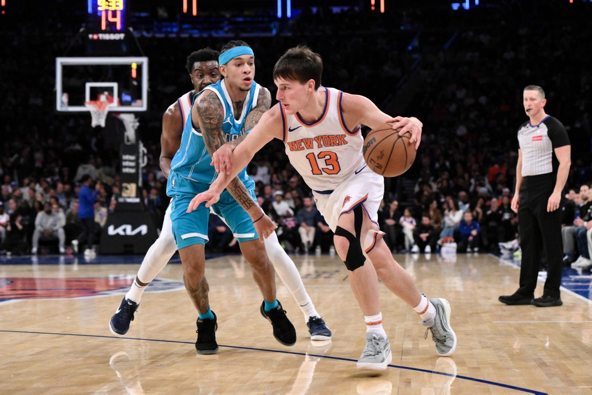 Nike Extends Contract with NBA: Knicks Rumor & Roster Tracker - Athlon