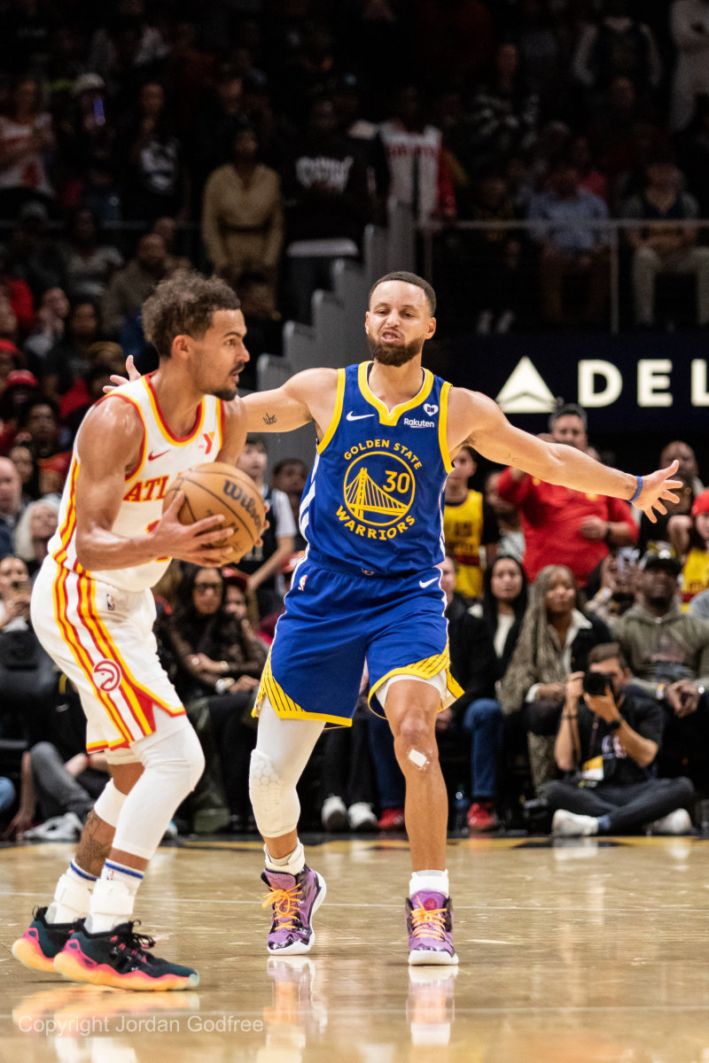 Draymond Green Recruits 'We Believe' Baron Davis Warriors Rumor & Roster Tracker Athlon Sports