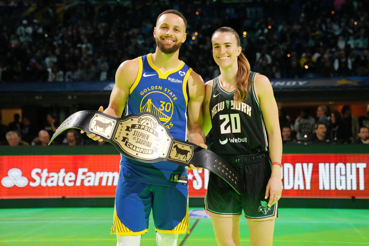 Sabrina Ionescu Details Stephen Curry Message After Viral GameWinner