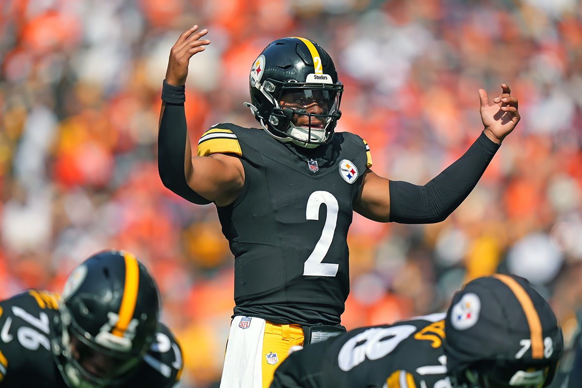 NFL Fans React To Justin Fields' Mistake At End Of Steelers-Ravens Game ...