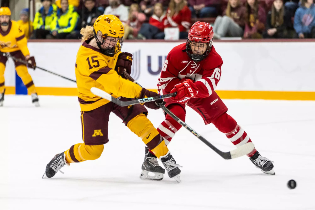 Gophers women's hockey drops close contest vs. No. 1 Wisconsin, 43