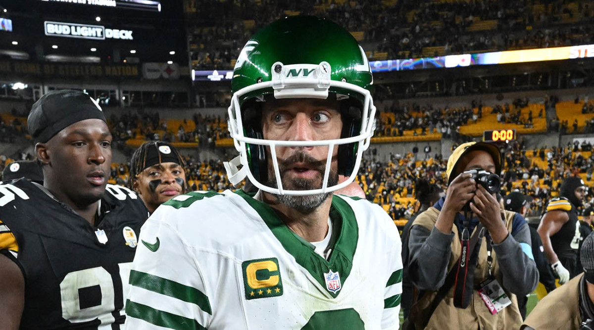 New York Jets Fans All Saying the Same Thing About Aaron Rodgers