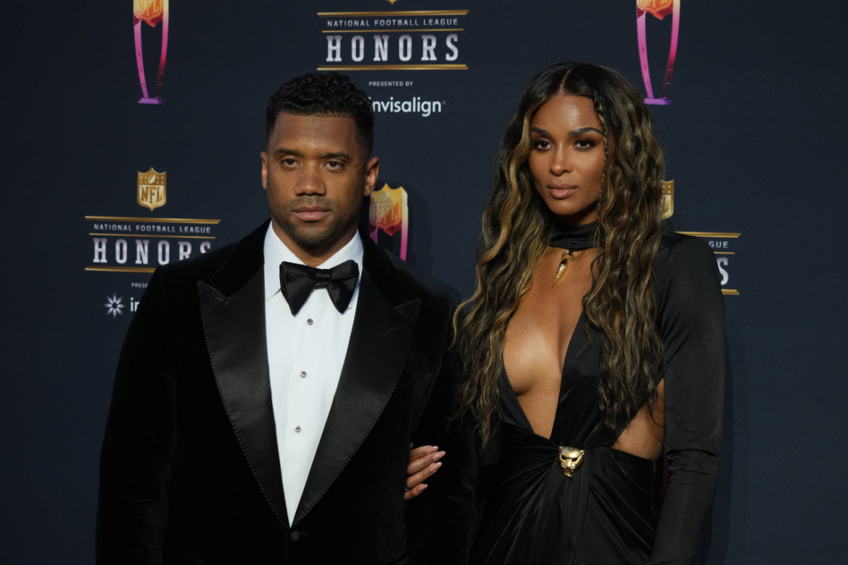 Russell Wilson's Wife Ciara Sends 5-Word Message After Steelers Win -  Athlon Sports