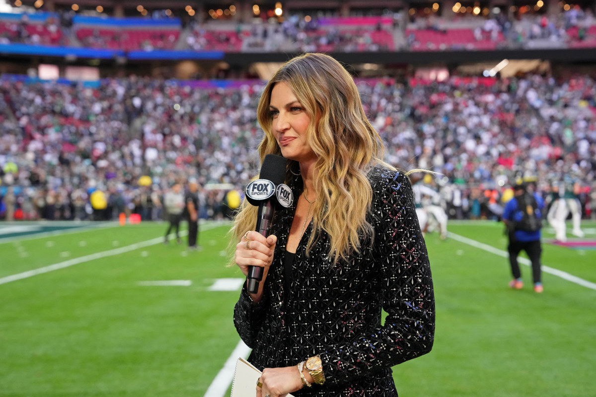 Erin Andrews Responds To Reporter Who Called Her Out For 'Making Up ...