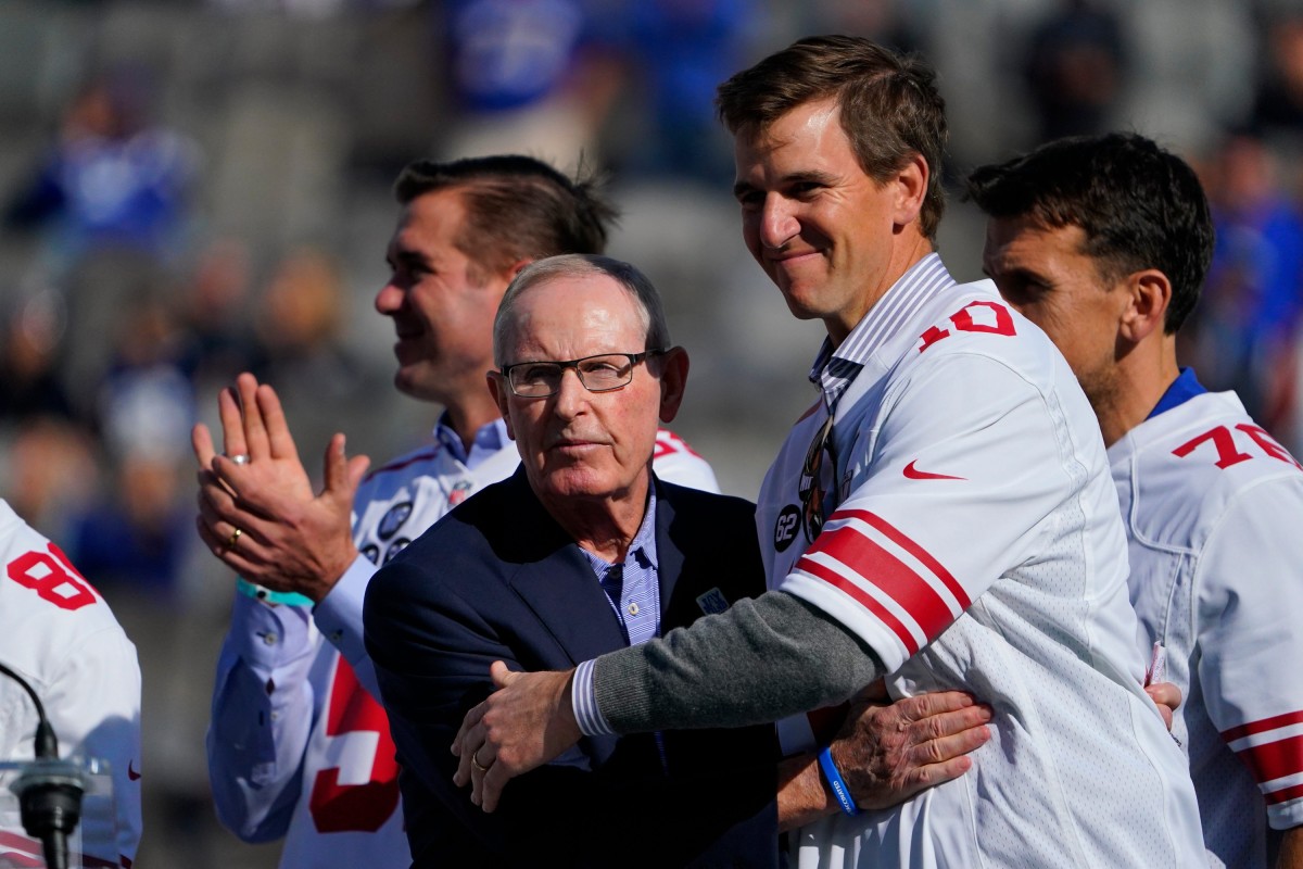 New York Giants Legend Eli Manning Named Hall of Fame Finalist Athlon