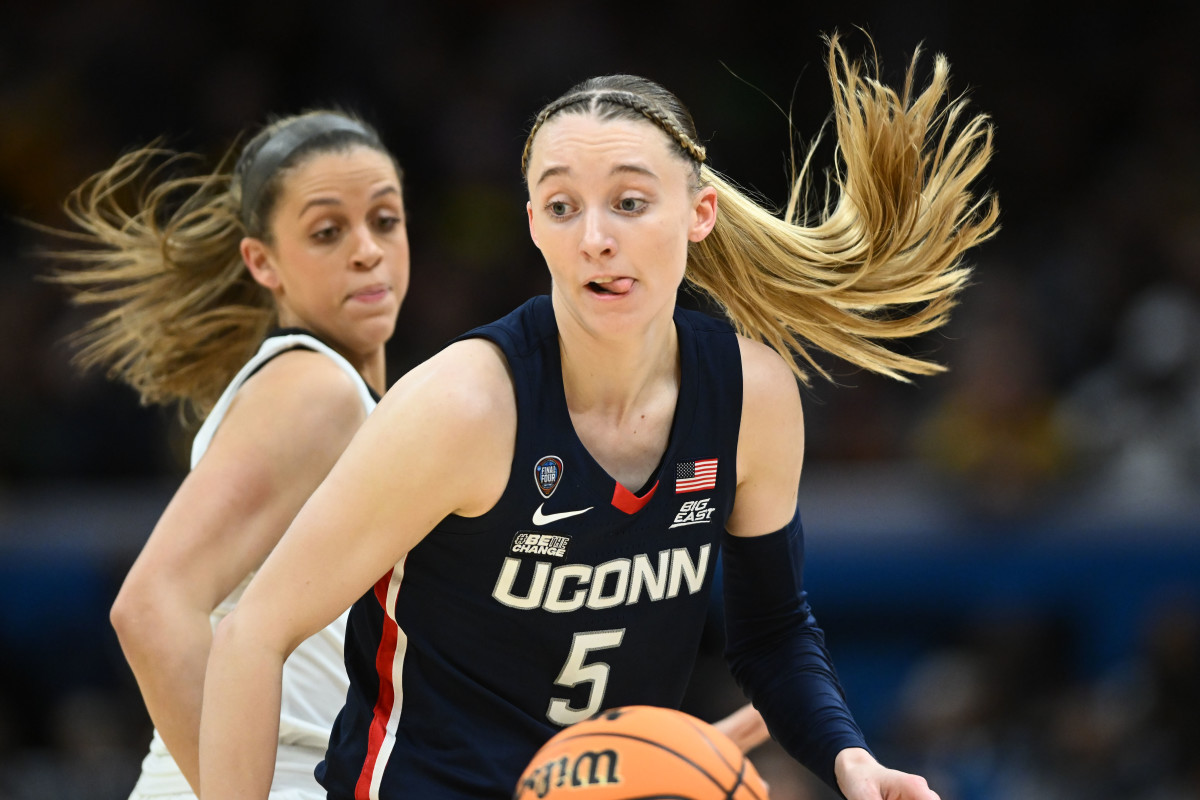 Paige Bueckers Turns Heads With Dominant UConn Debut Athlon Sports